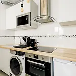 Bnbnook - Bright 1Br Near Arc De Triomphe