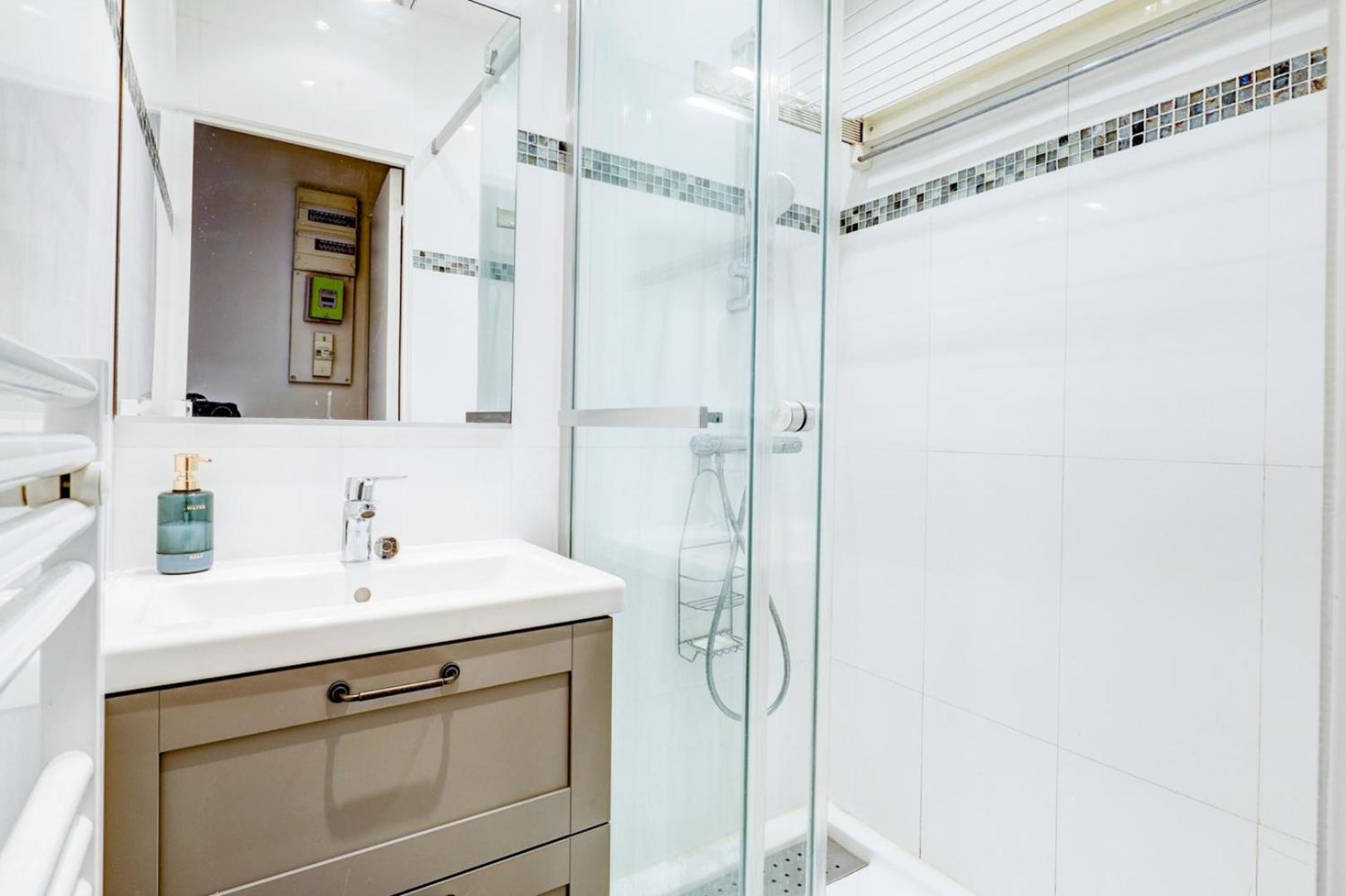 Bnbnook - Bright 1br Near Arc De Triomphe *