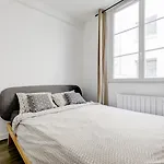 Bnbnook - Bright 1Br Near Arc De Triomphe
